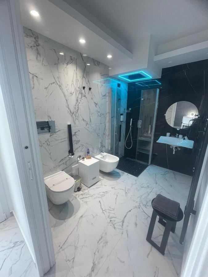 Lci Deluxe Rooms San Cataldo  Exterior photo